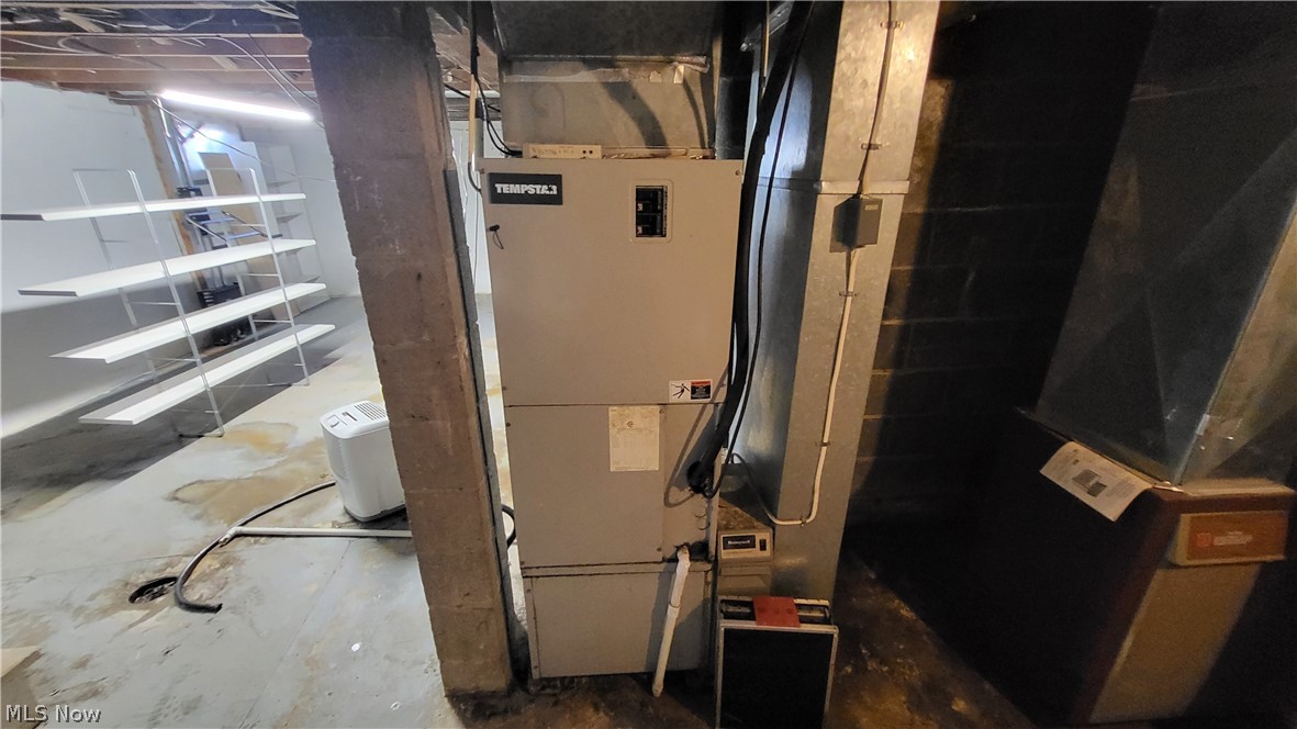 72238 Colerain Road Bridgeport, OH 43912 - Photo 25 of 30 View of utility room