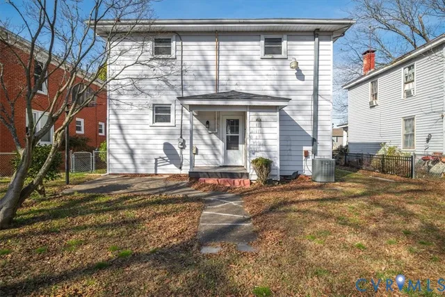 $2,300 | 235 Lafayette Avenue, Colonial Heights, VA 23834