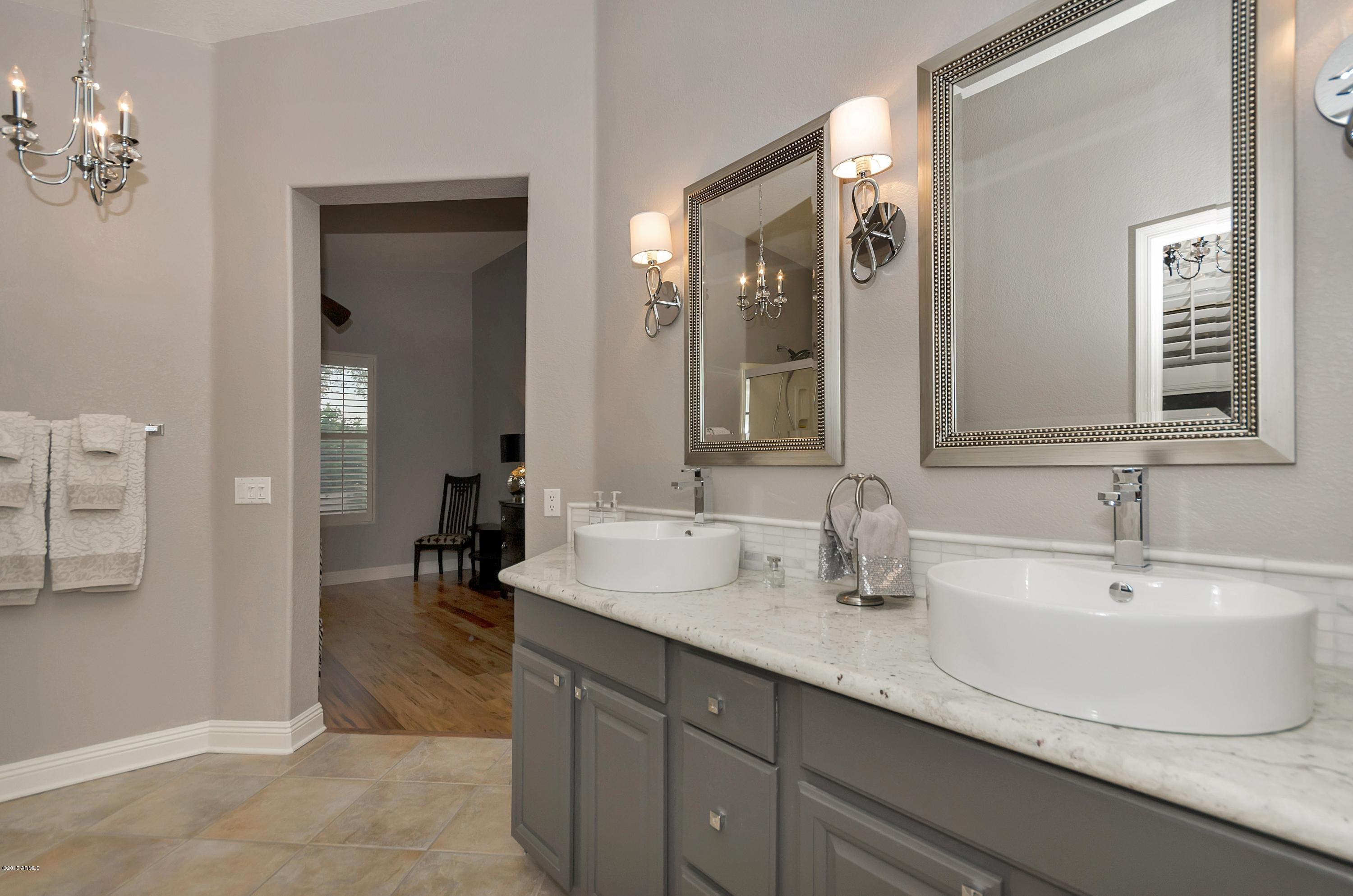 4355 East Walnut Road Gilbert, AZ 85298 - Photo 15 of 32 virtual-tour-165109-15