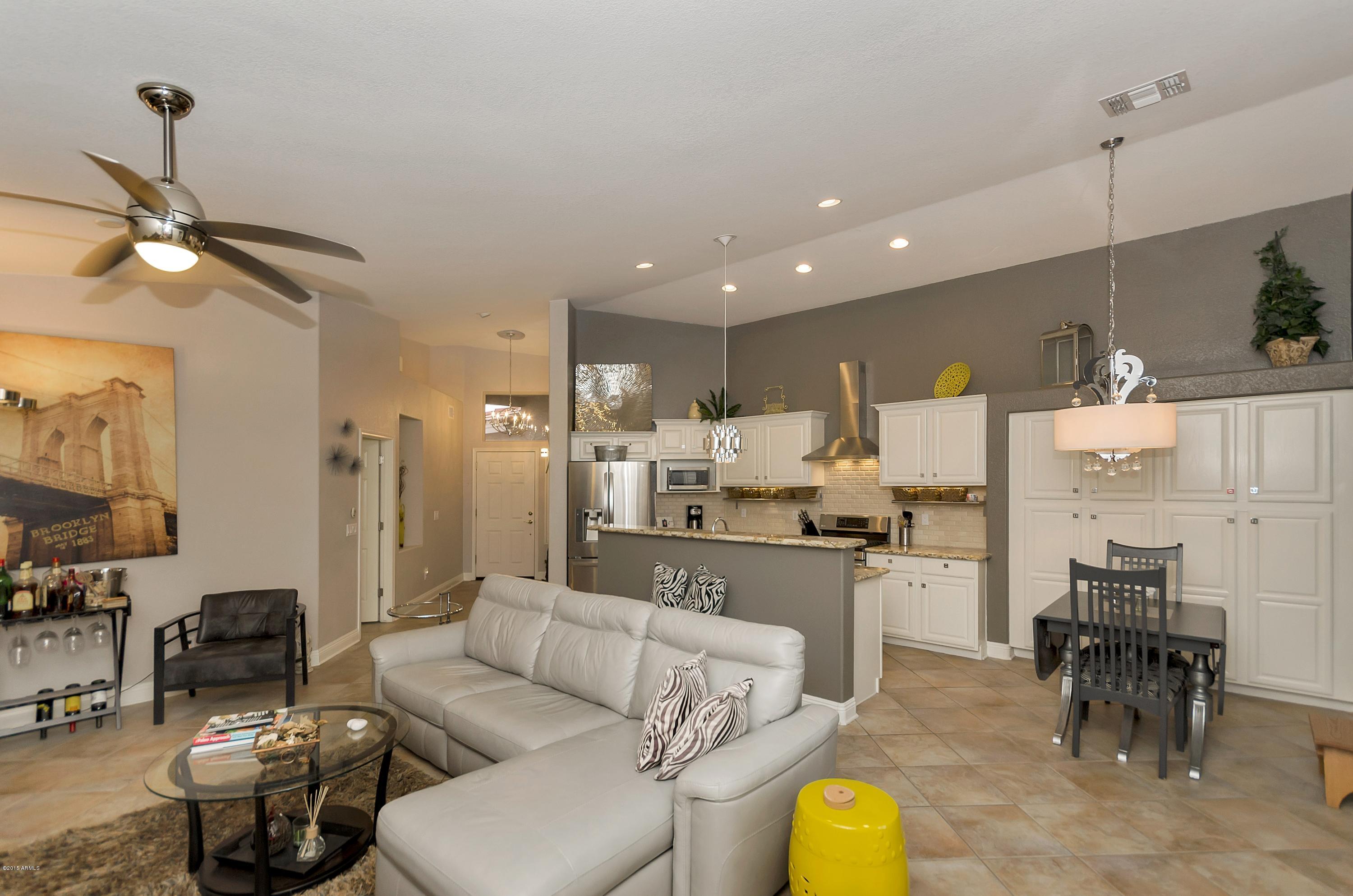 4355 East Walnut Road Gilbert, AZ 85298 - Photo 7 of 32 virtual-tour-165109-07