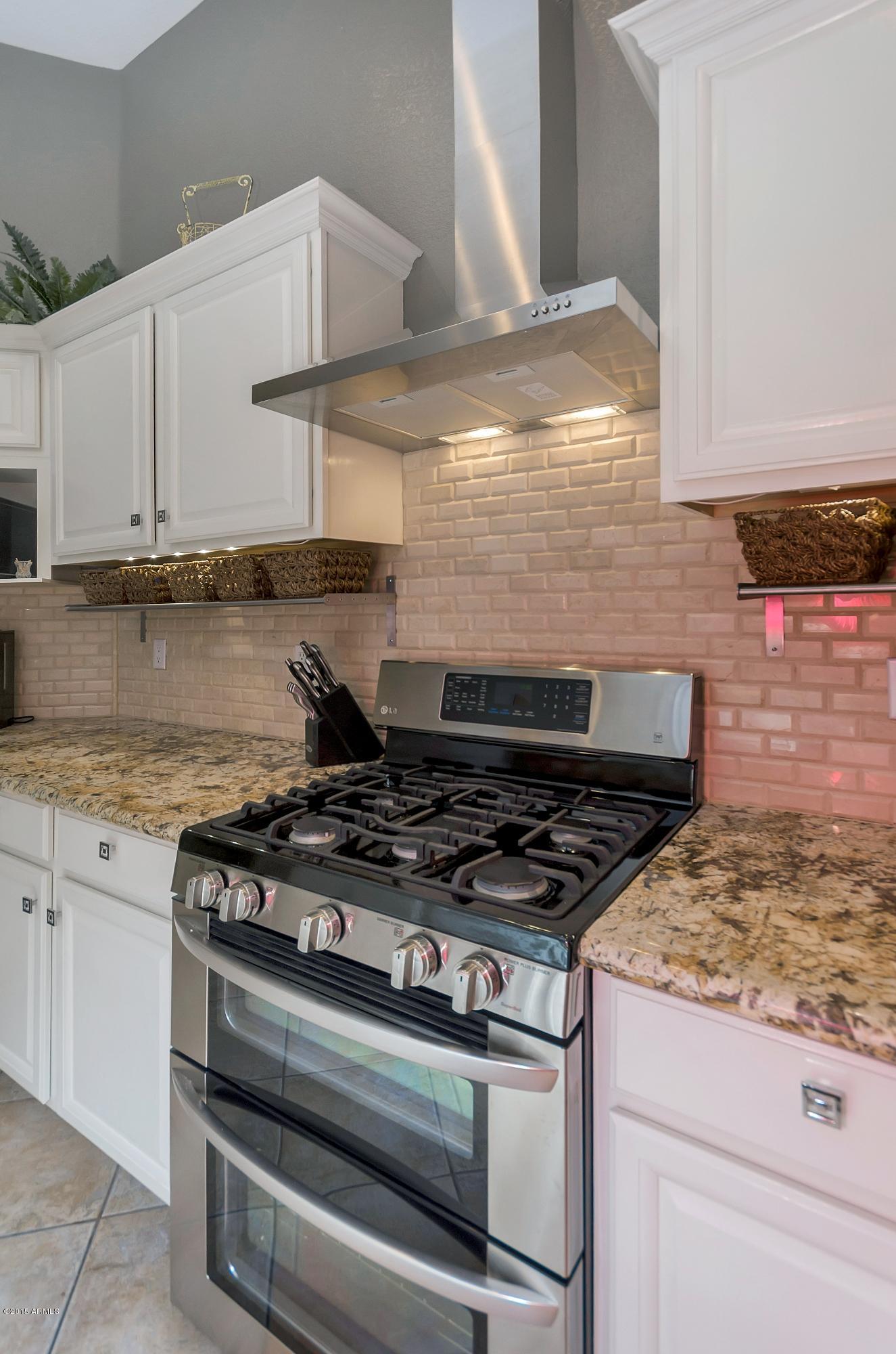 4355 East Walnut Road Gilbert, AZ 85298 - Photo 10 of 32 virtual-tour-165109-10