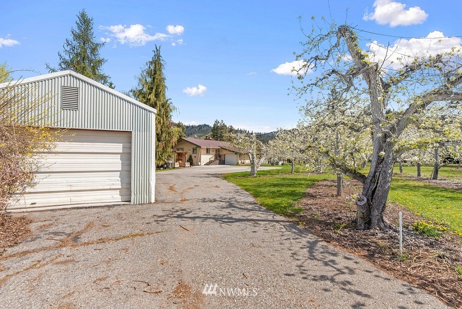 9898 Saunders Road Peshastin, WA 98847 - Photo 26 of 33 Gallery Image 26