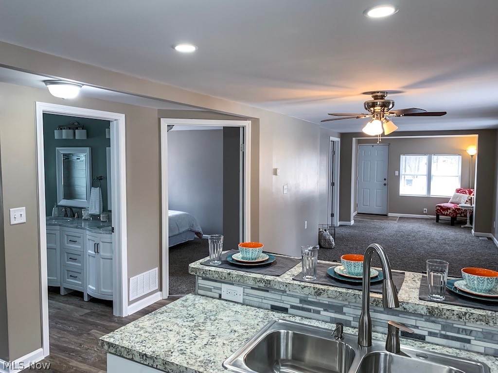6844 Henderson Road Ravenna, OH 44266 - Photo 5 of 24 Gallery Image 5