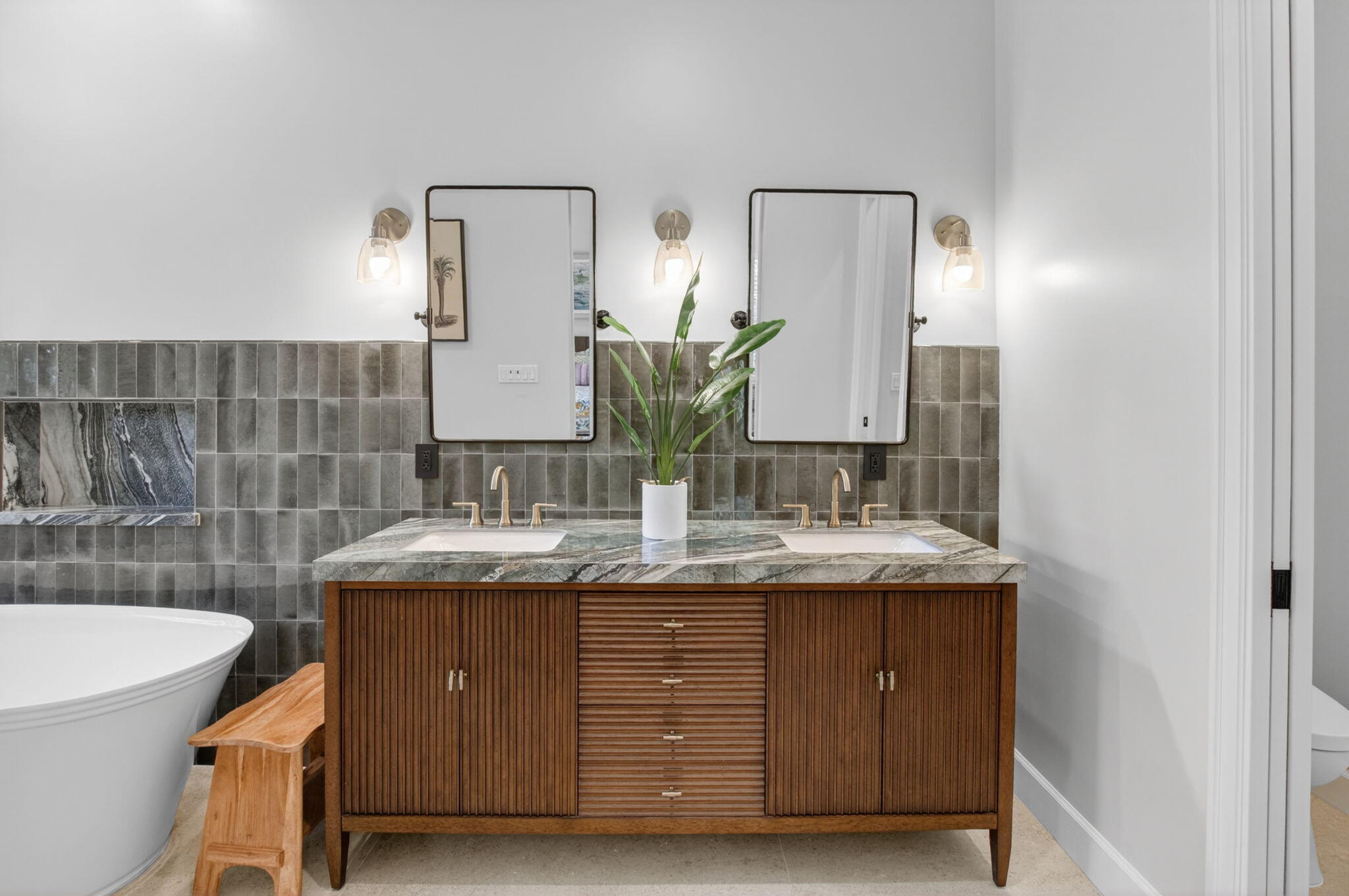 264 Northwest 45th Street Boca Raton, FL 33431 - Photo 26 of 63 Double Sinks