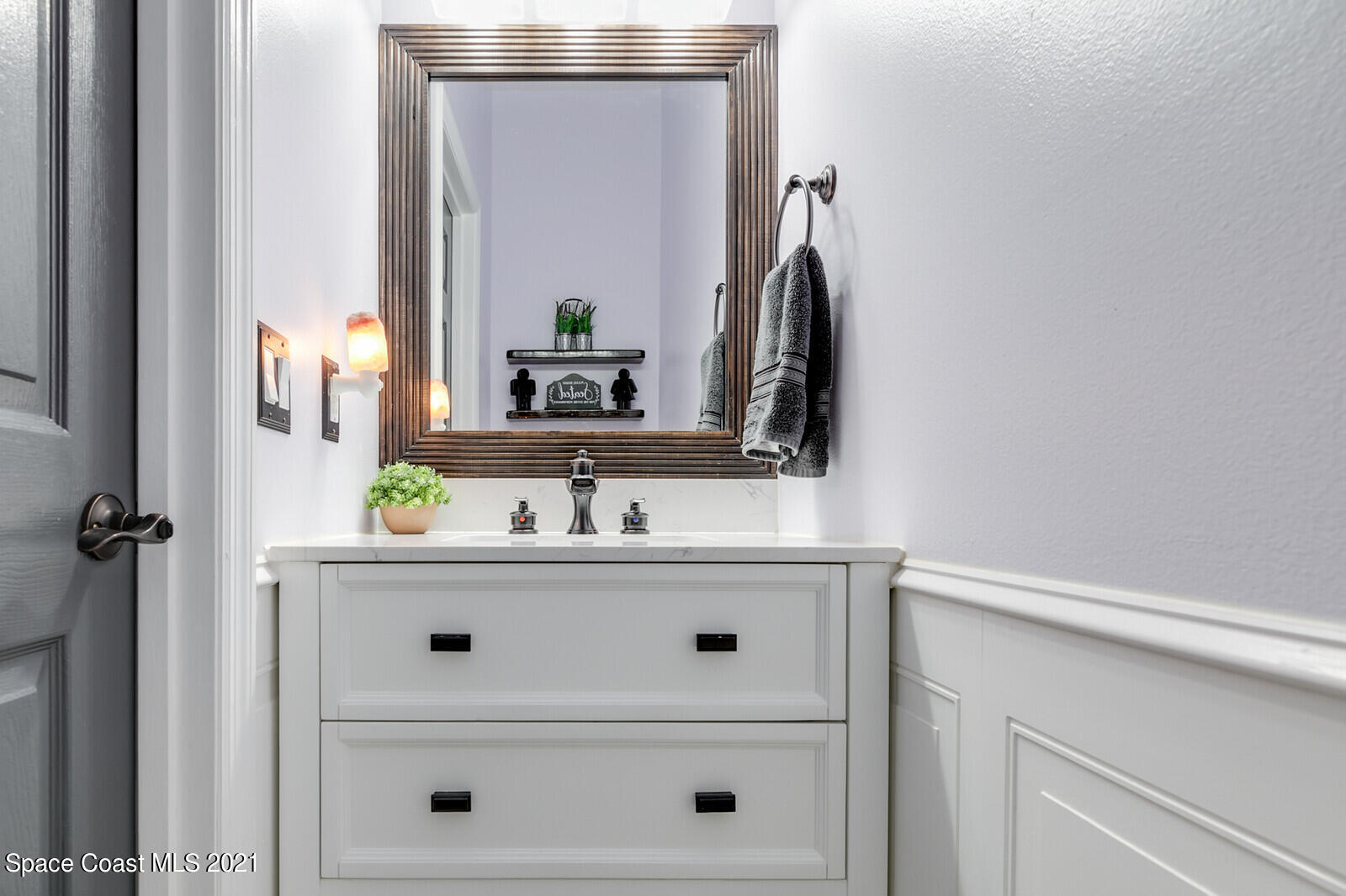 4805 Springwater Circle Melbourne, FL 32940 - Photo 23 of 36 Guest powder room