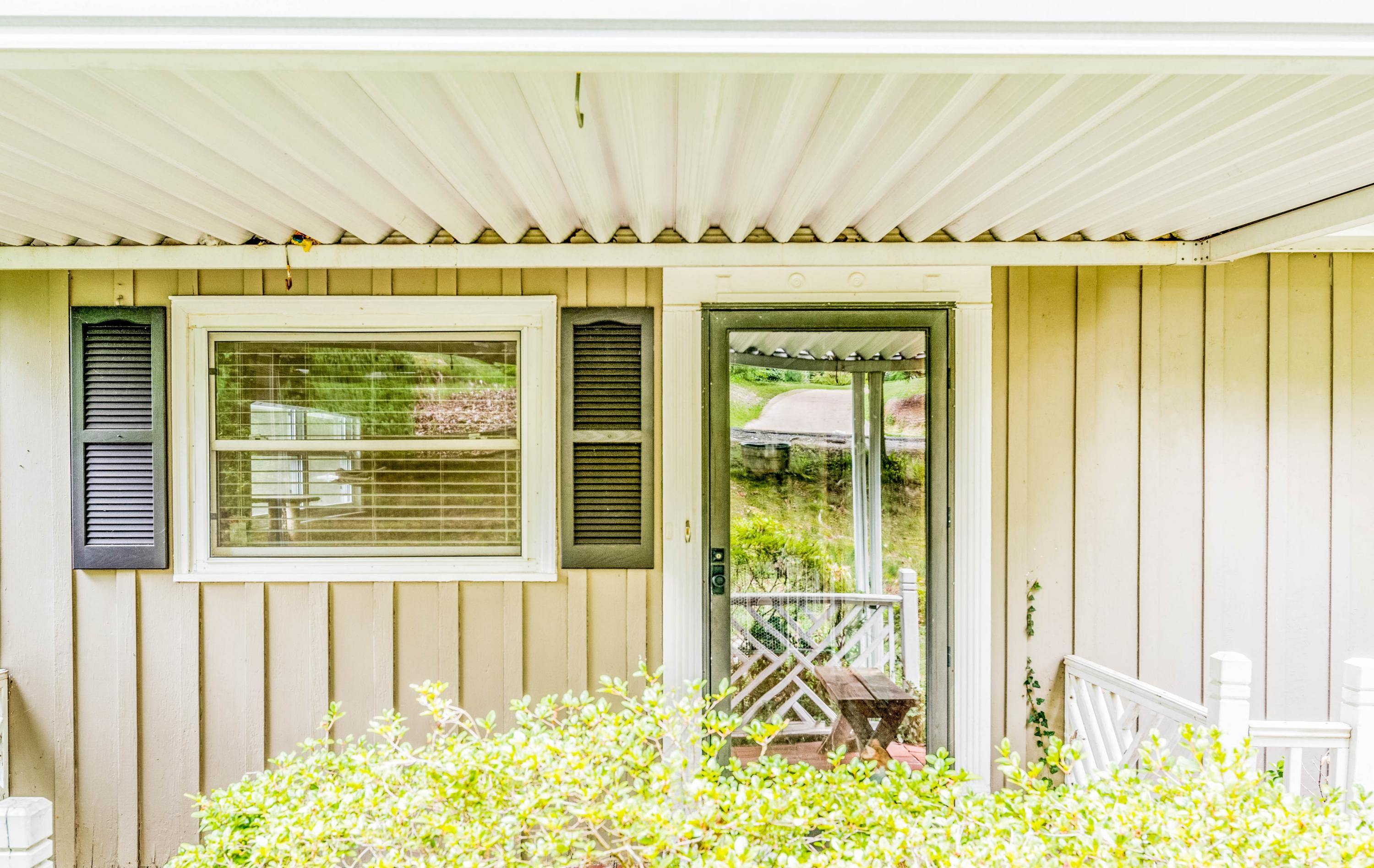 927 Linden Hall Road Chattanooga, TN 37415 - Photo 3 of 27 DSC_9513-2-2