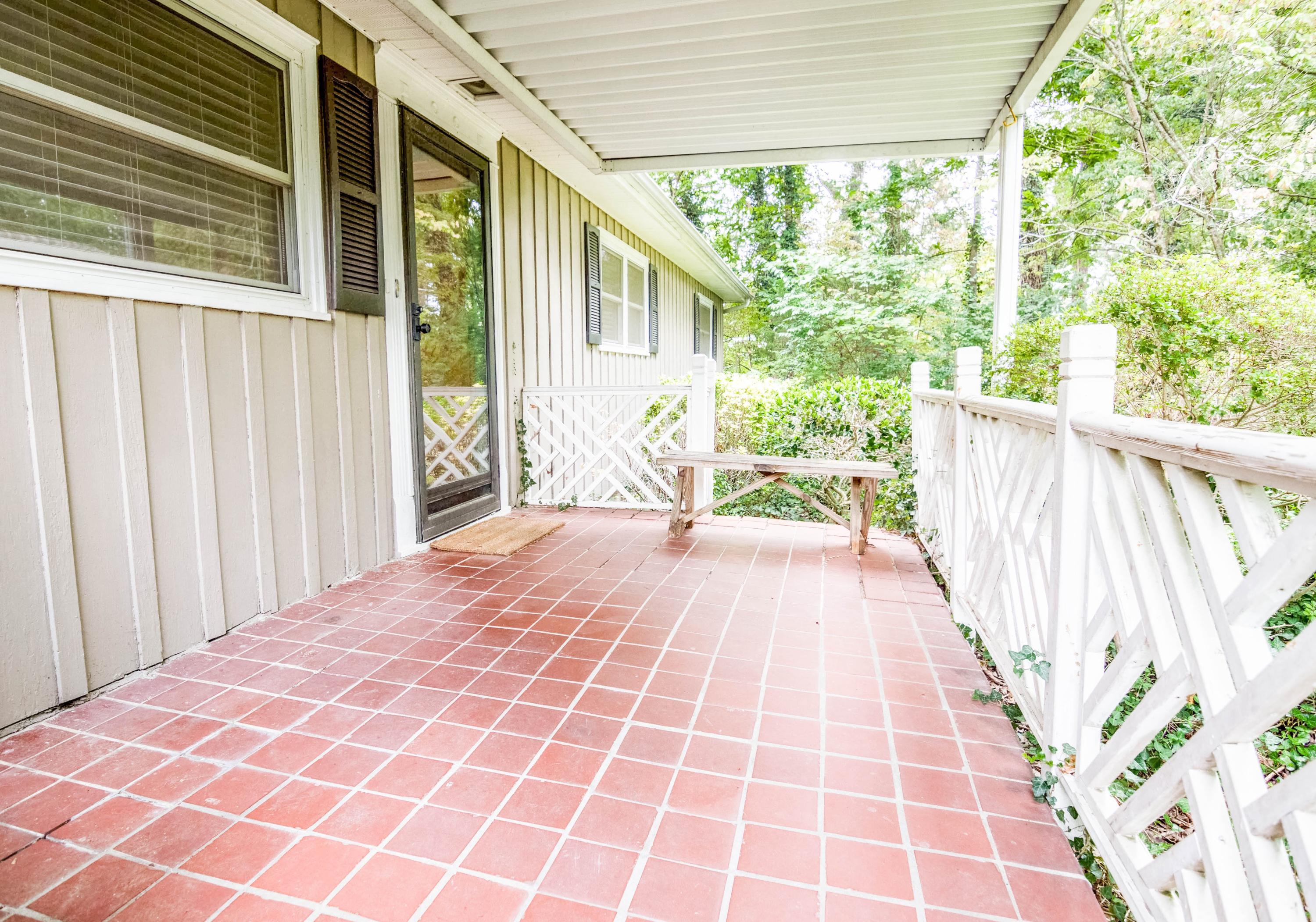 927 Linden Hall Road Chattanooga, TN 37415 - Photo 4 of 27 DSC_9520-2
