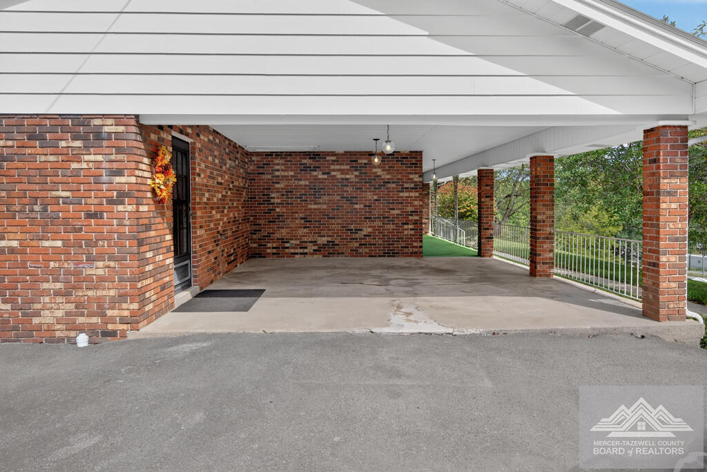 7040 New Hope Road Bluefield, WV 24701 - Photo 63 of 137 Gallery Image 63