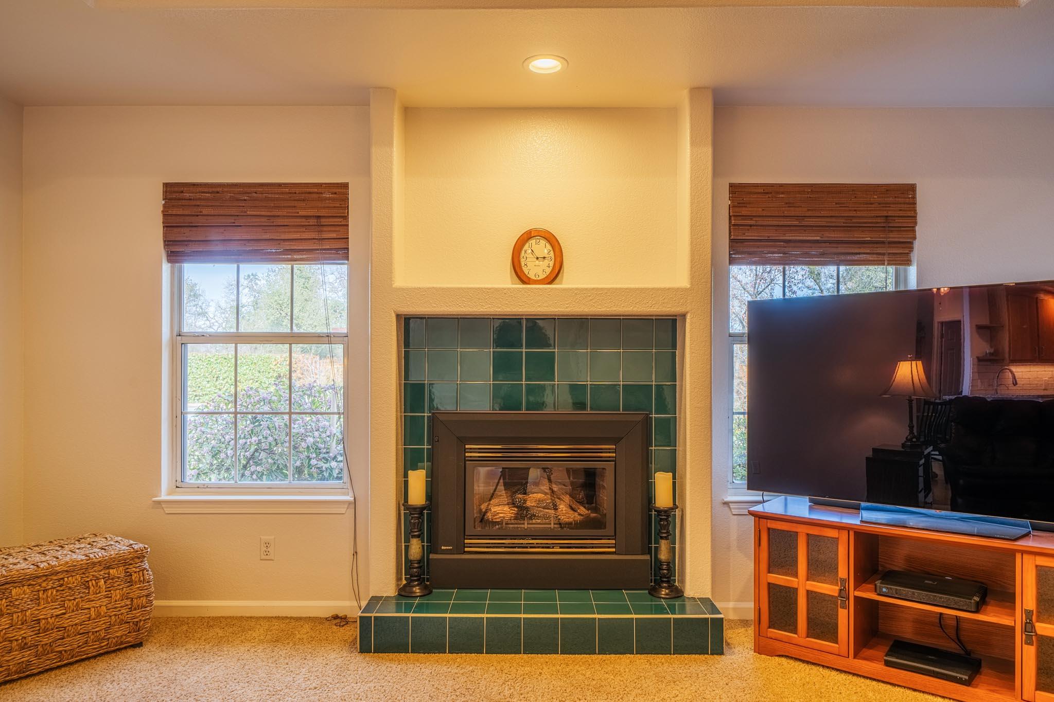 6657 Riata Drive Redding, CA 96002 - Photo 28 of 60 DSC06392-HDR