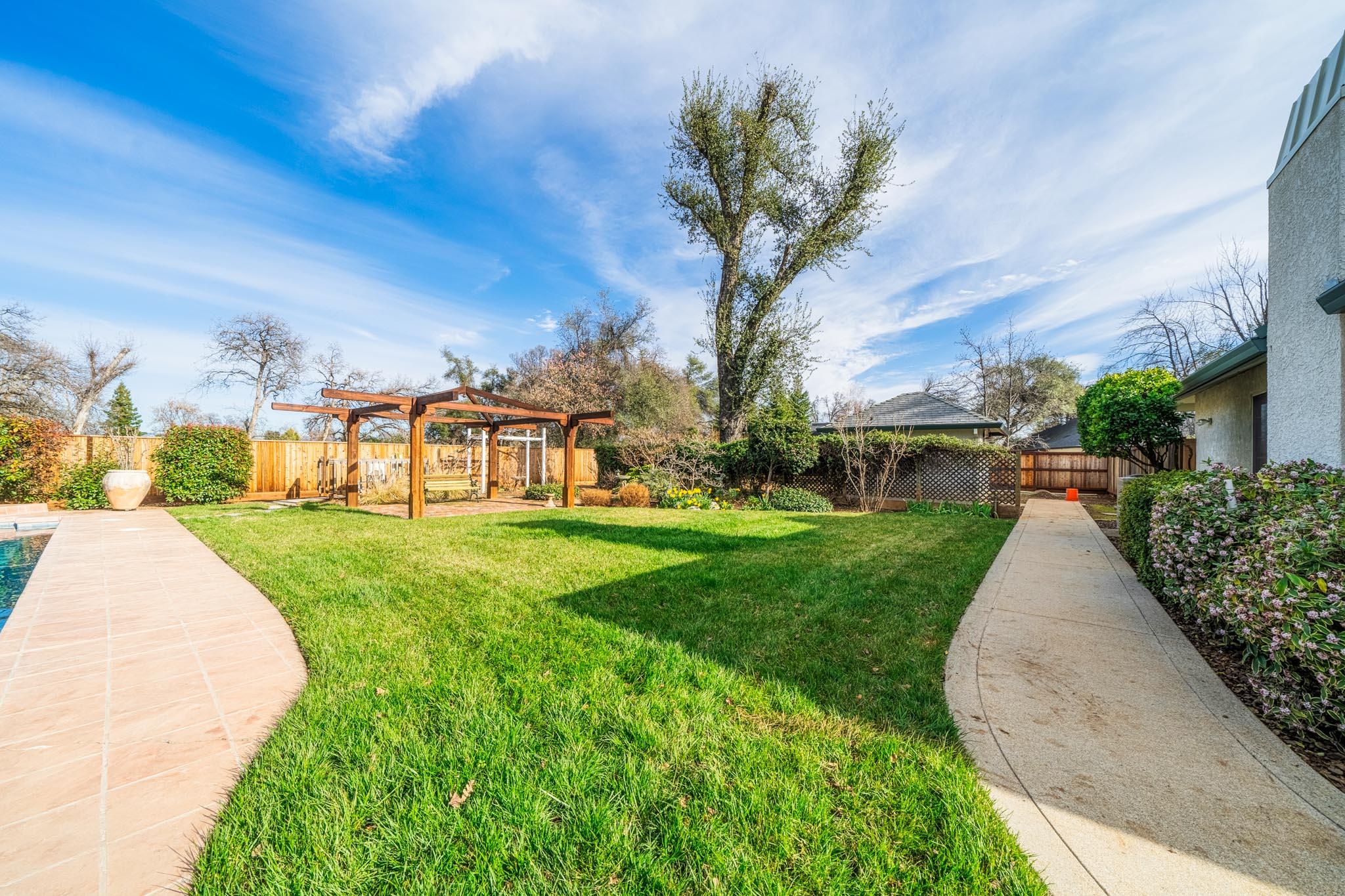6657 Riata Drive Redding, CA 96002 - Photo 38 of 60 DSC06442-HDR