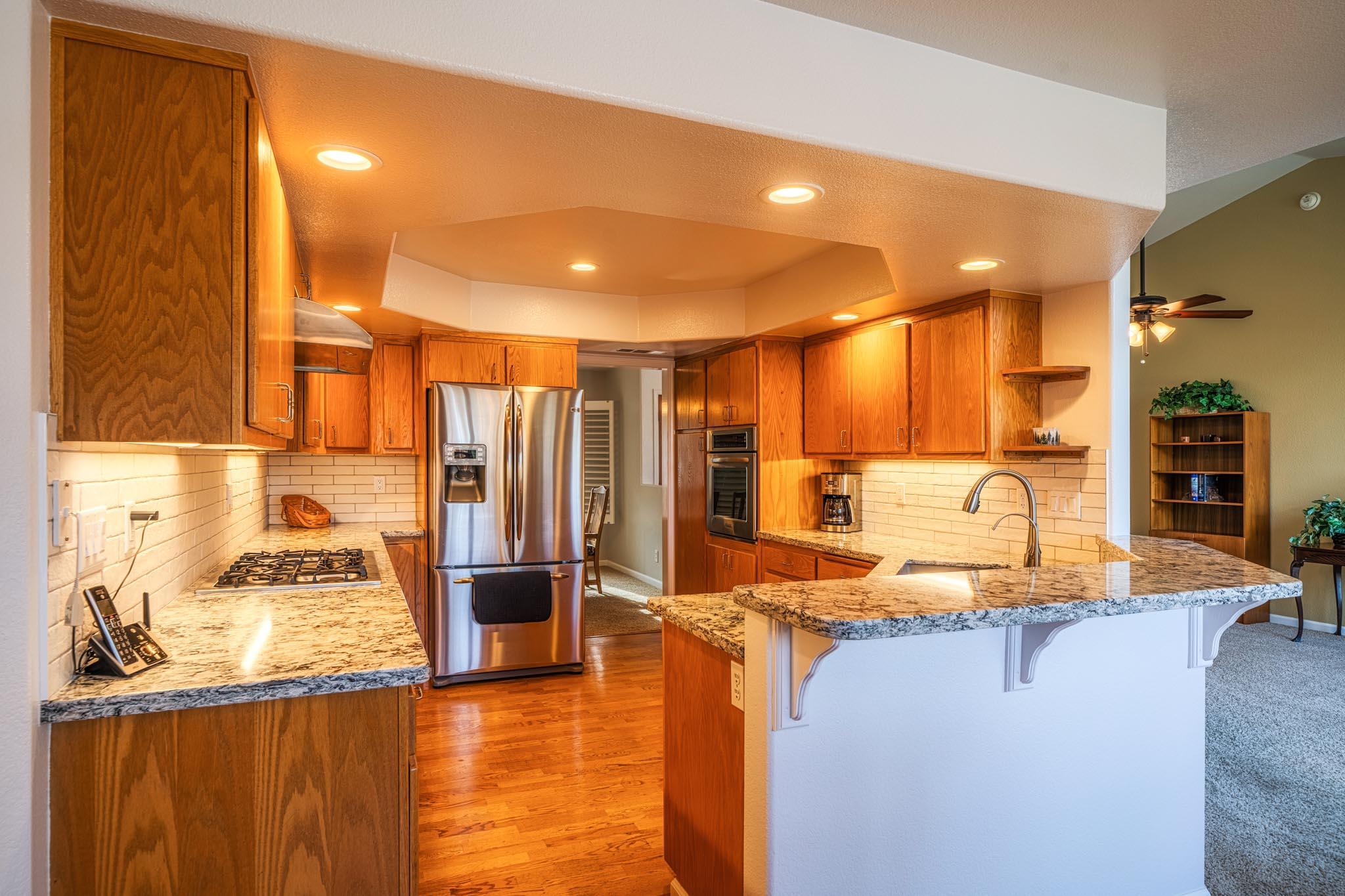 6657 Riata Drive Redding, CA 96002 - Photo 4 of 60 DSC06347-HDR
