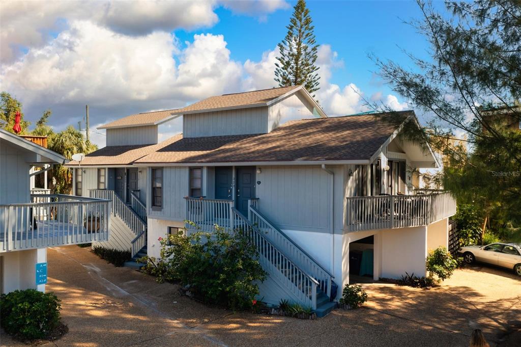 323 Beach Road, Unit 3 Sarasota, FL 34242 - Photo 1 of 1 Gallery Image 1