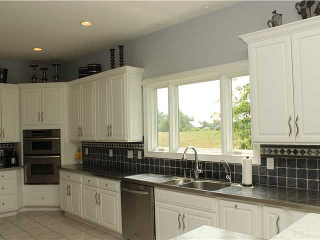 8389 Piper Road Ashley, OH 43003 - Photo 4 of 25 Gallery Image 4