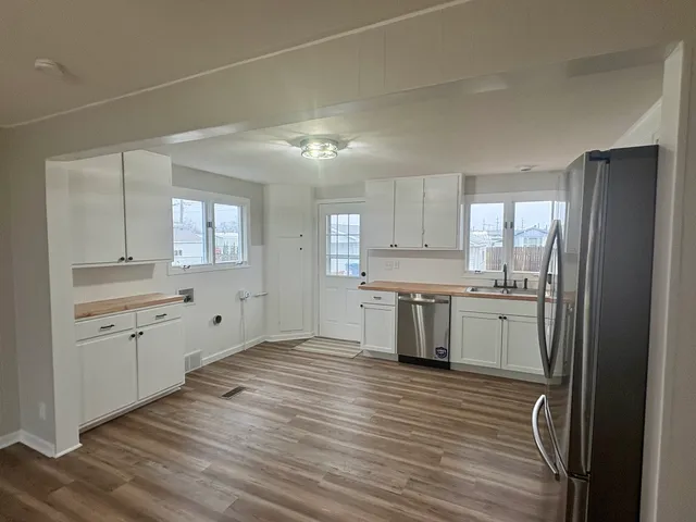 $214,900 | 4741 West 89th Place, Hometown, IL 60456