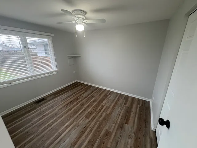 $214,900 | 4741 West 89th Place, Hometown, IL 60456