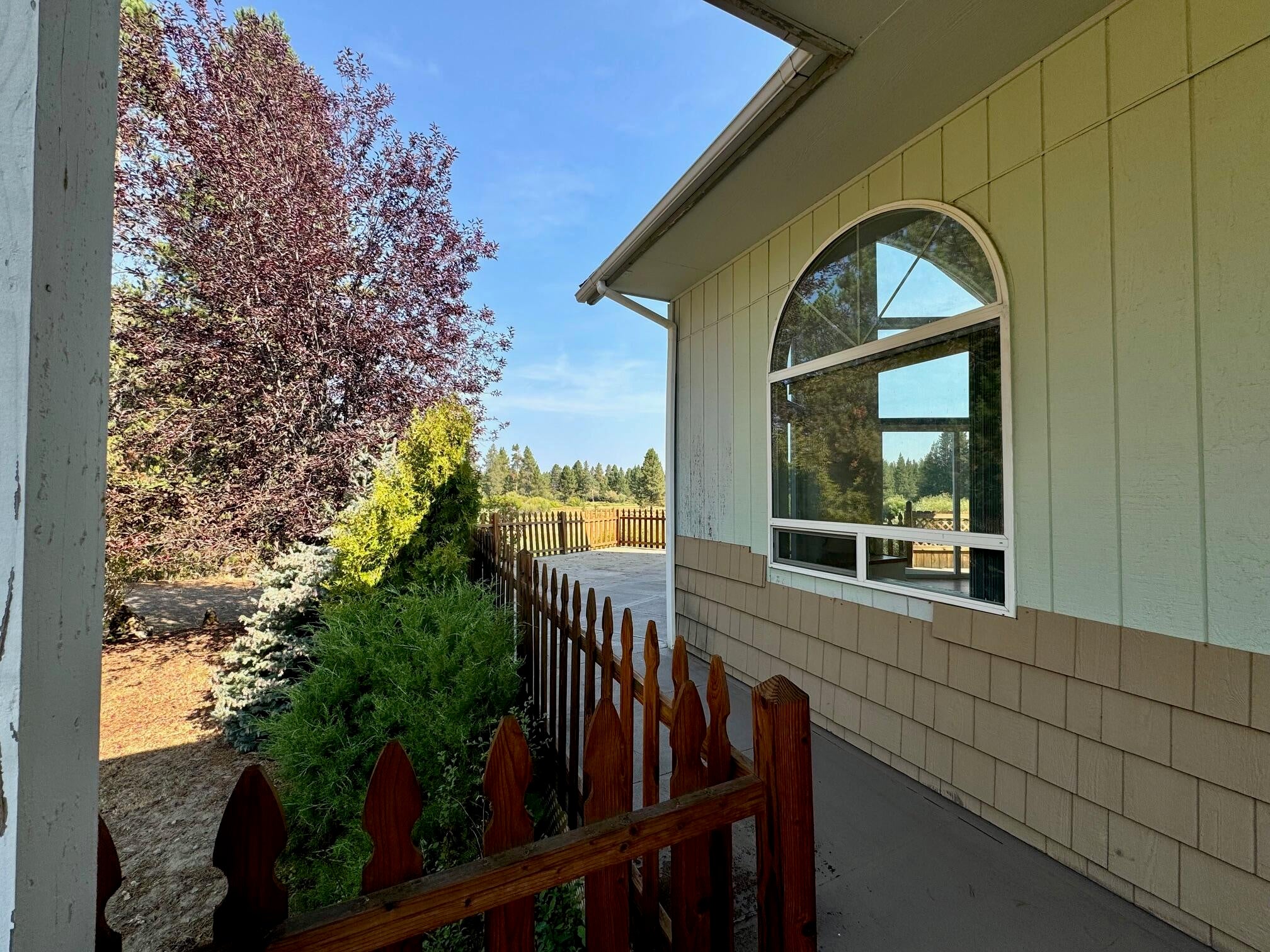 17364 Beaver Place Bend, OR 97707 - Photo 6 of 44 IMG_6528
