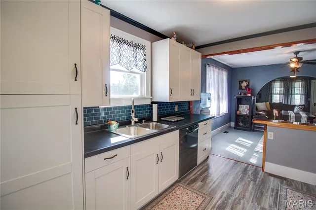 $169,000 | 20628 Highway 3, Grafton, IL 62037