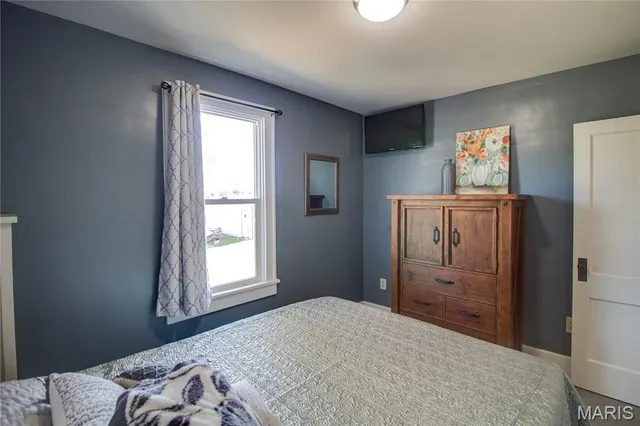 $169,000 | 20628 Highway 3, Grafton, IL 62037