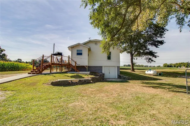 $169,000 | 20628 Highway 3, Grafton, IL 62037