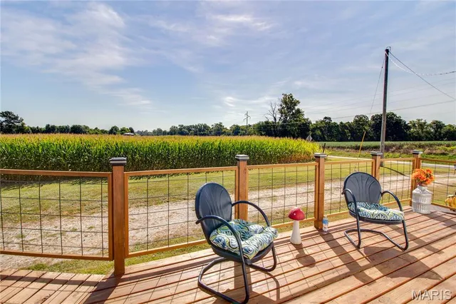 $169,000 | 20628 Highway 3, Grafton, IL 62037