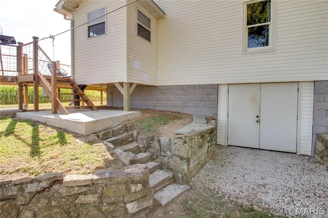 $169,000 | 20628 Highway 3, Grafton, IL 62037