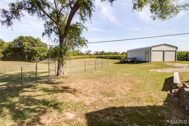 $169,000 | 20628 Highway 3, Grafton, IL 62037