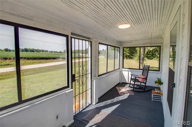 $169,000 | 20628 Highway 3, Grafton, IL 62037