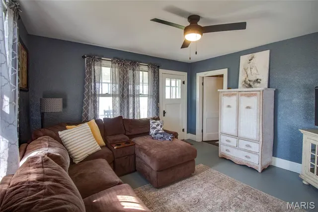 $169,000 | 20628 Highway 3, Grafton, IL 62037