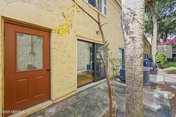 $125,000 | 5811 Atlantic Boulevard, Unit 229, Jacksonville, FL 32207