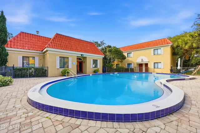 $145,000 | 5811 Atlantic Boulevard, Unit 229, Jacksonville, FL 32207