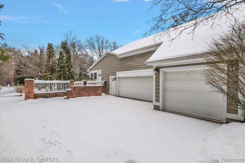 2085 Quarton Road Bloomfield Hills, MI 48301 - Photo 51 of 55