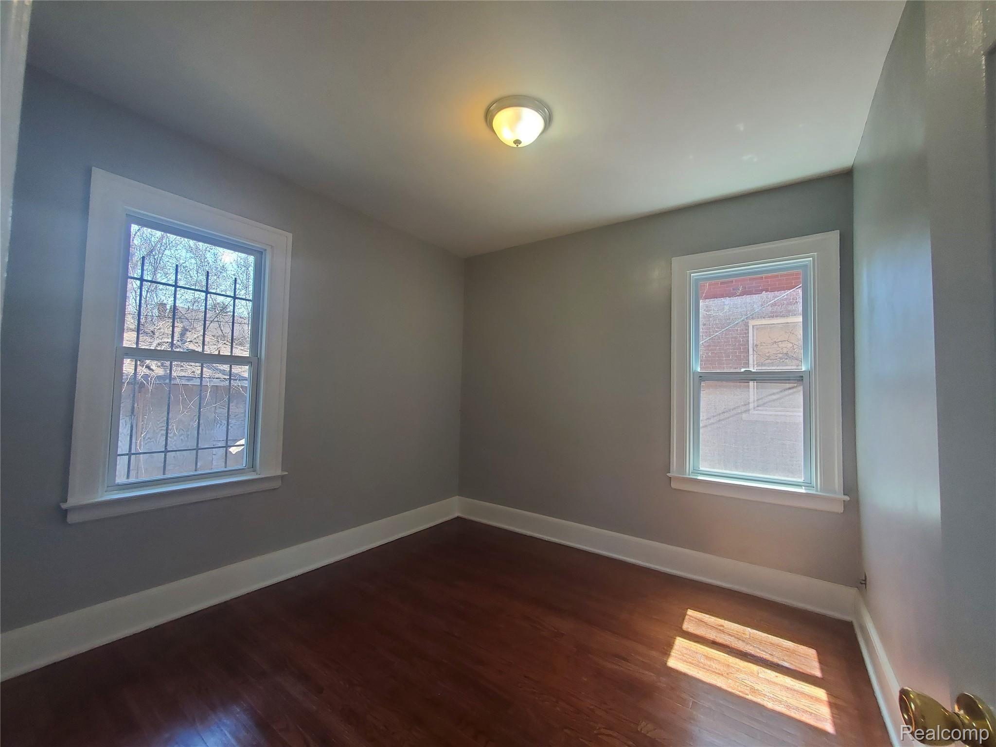 14650 Rutherford Street Detroit, MI 48227 - Photo 11 of 21 Spacious Bedrooms