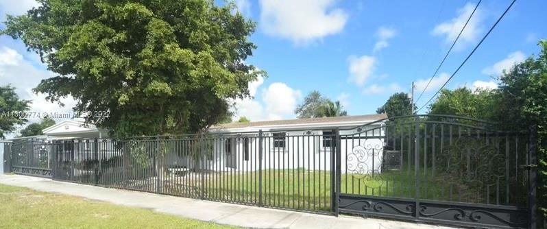 14821 Southwest 104th Avenue Miami, FL 33176 - Photo 1 of 1 a view of a balcony with lake view