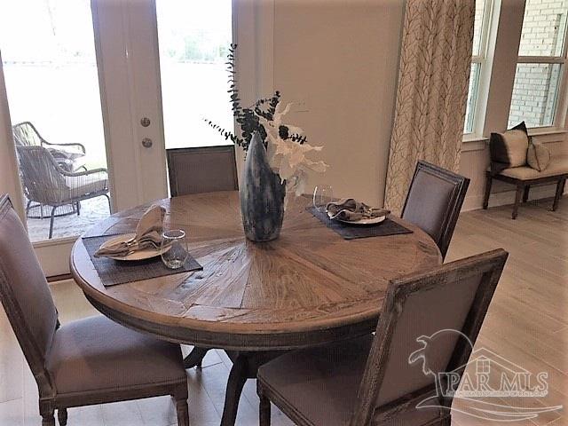 5650 Blake Lane Milton, FL 32571 - Photo 11 of 37