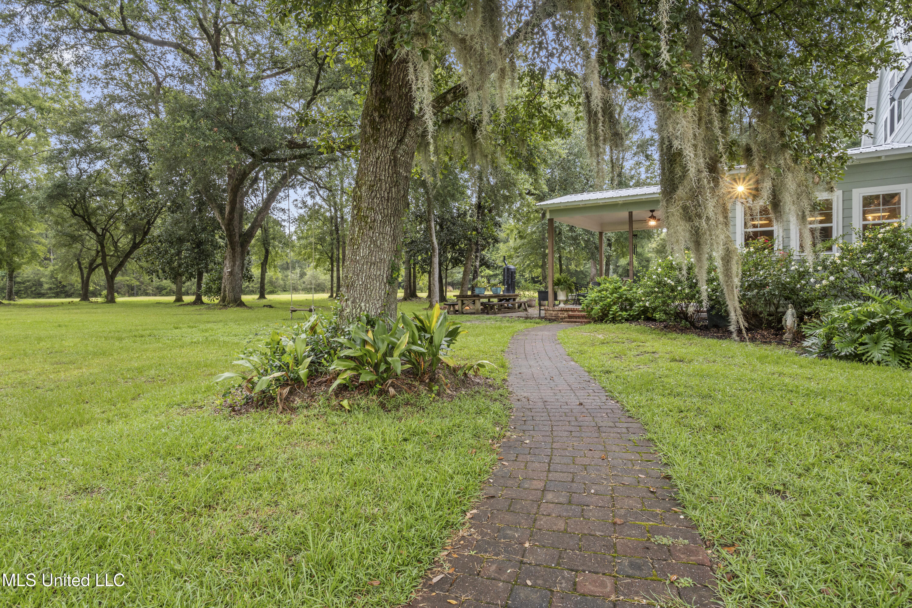 10000 Cherokee Rose Road Vancleave, MS 39565 - Photo 11 of 76 055