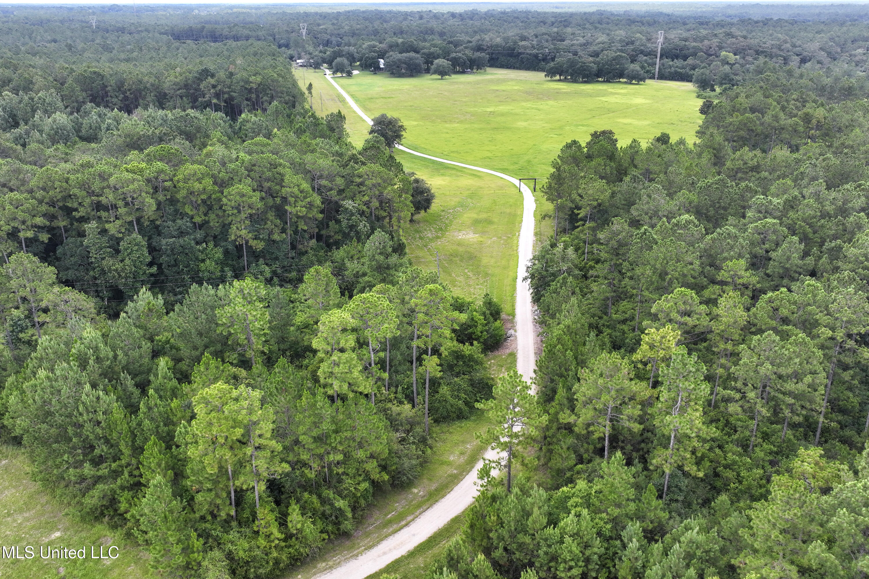 10000 Cherokee Rose Road Vancleave, MS 39565 - Photo 8 of 76 002
