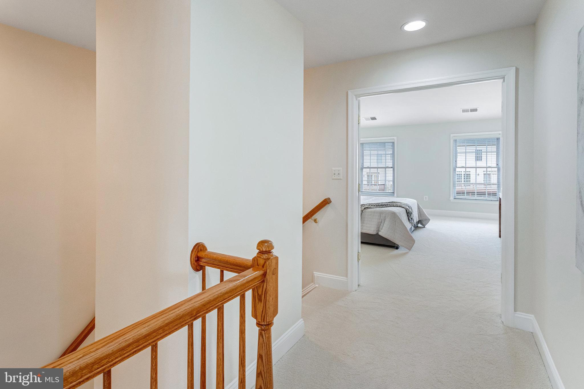 25804 Commons Square Chantilly, VA 20152 - Photo 17 of 48