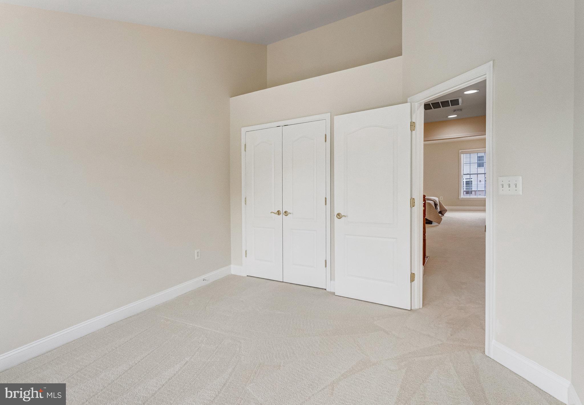 25804 Commons Square Chantilly, VA 20152 - Photo 26 of 48 a view of room