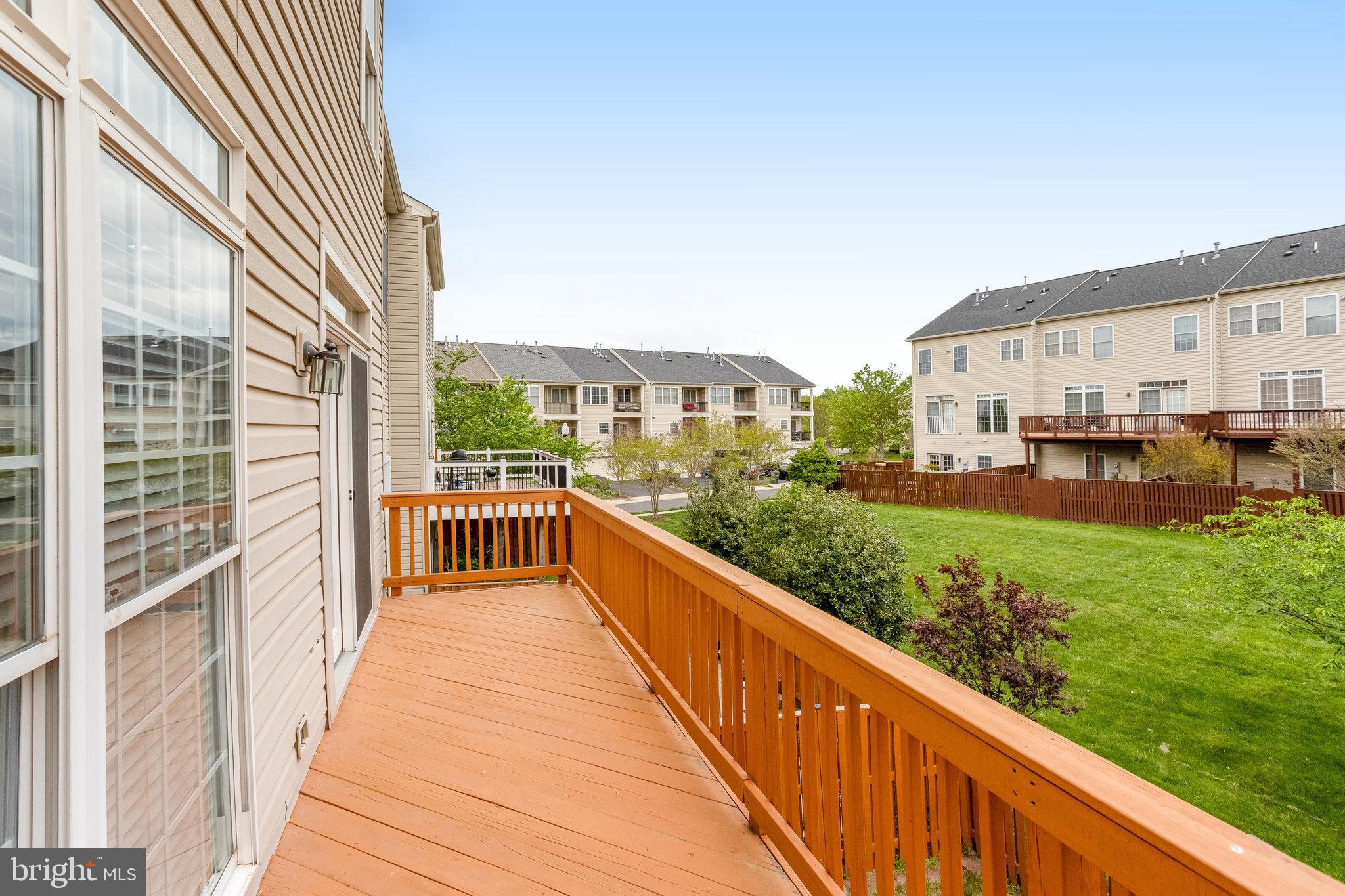 25804 Commons Square Chantilly, VA 20152 - Photo 38 of 48 a view of a city from a balcony