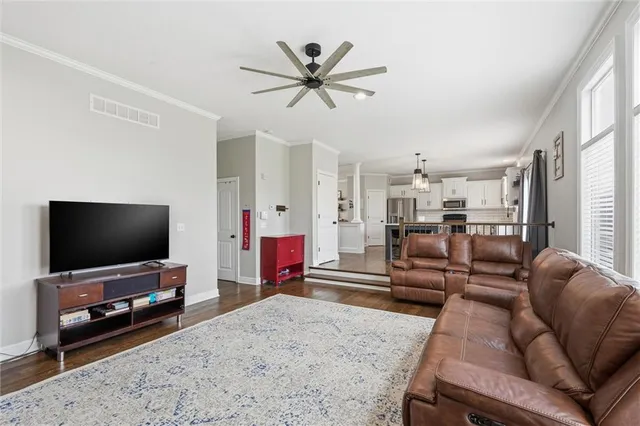 $499,000 | 2236 Southwest HawkView Road, Lee's Summit, MO 64082