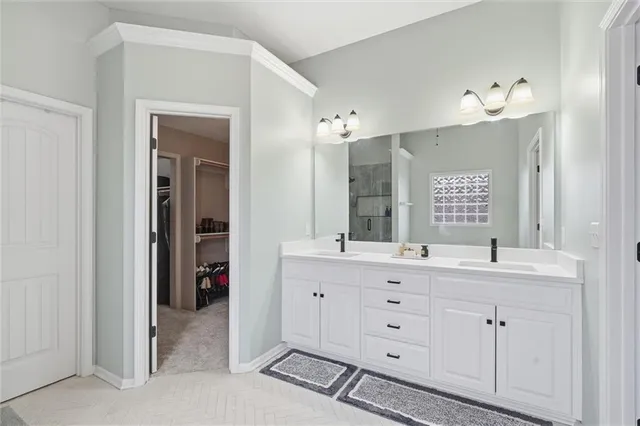 $520,000 | 2236 Southwest HawkView Road, Lee's Summit, MO 64082