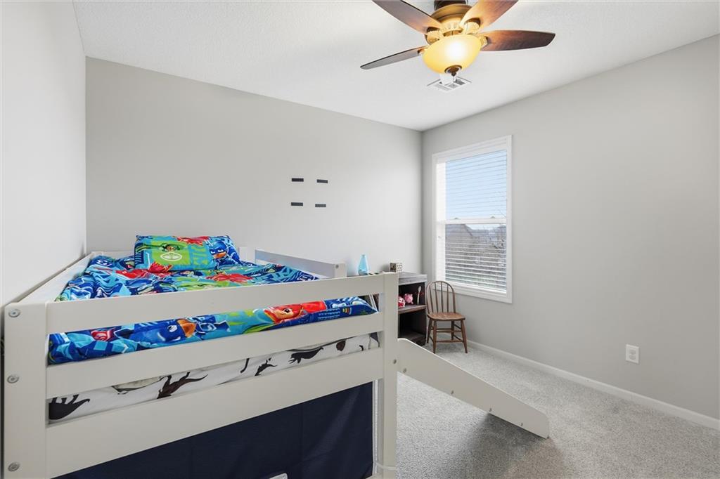 2236 Southwest HawkView Road Lee's Summit, MO 64082 - Photo 21 of 44