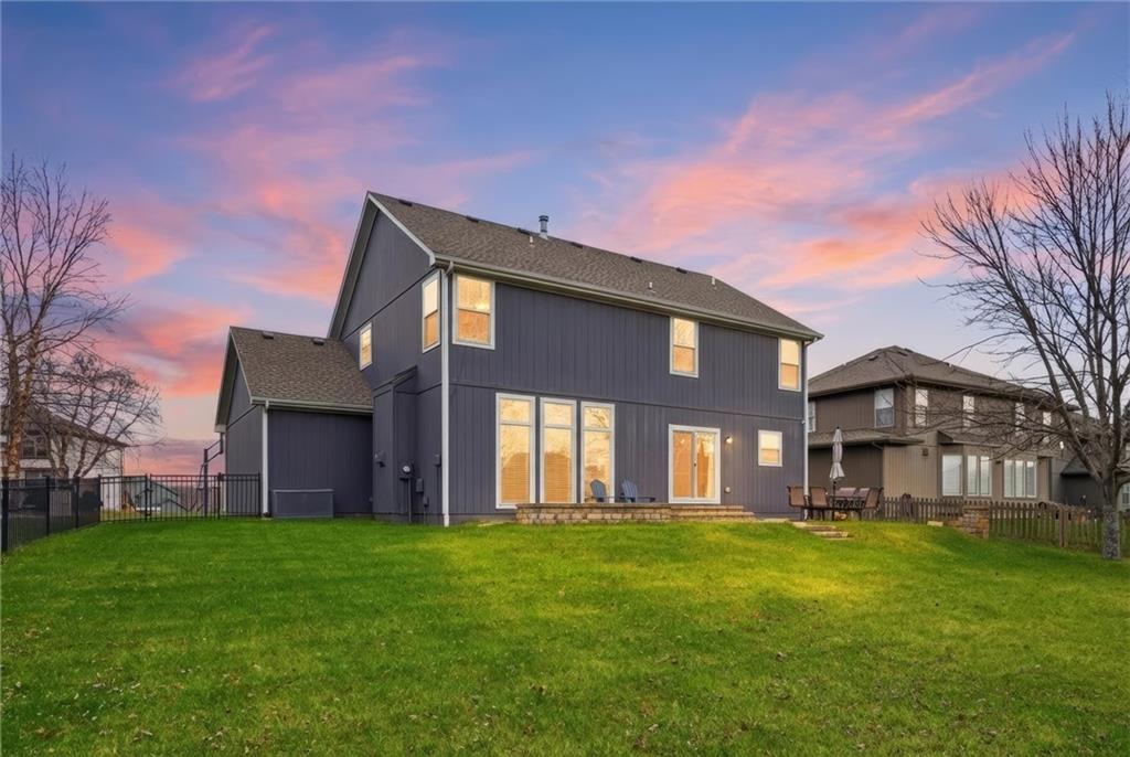 2236 Southwest HawkView Road Lee's Summit, MO 64082 - Photo 40 of 44