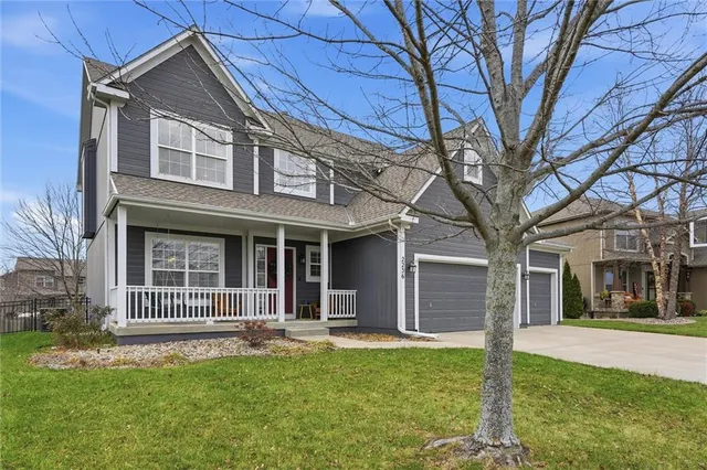 $520,000 | 2236 Southwest HawkView Road, Lee's Summit, MO 64082