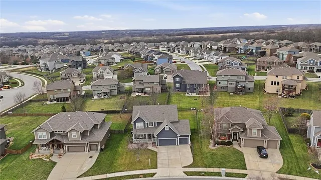 $520,000 | 2236 Southwest HawkView Road, Lee's Summit, MO 64082