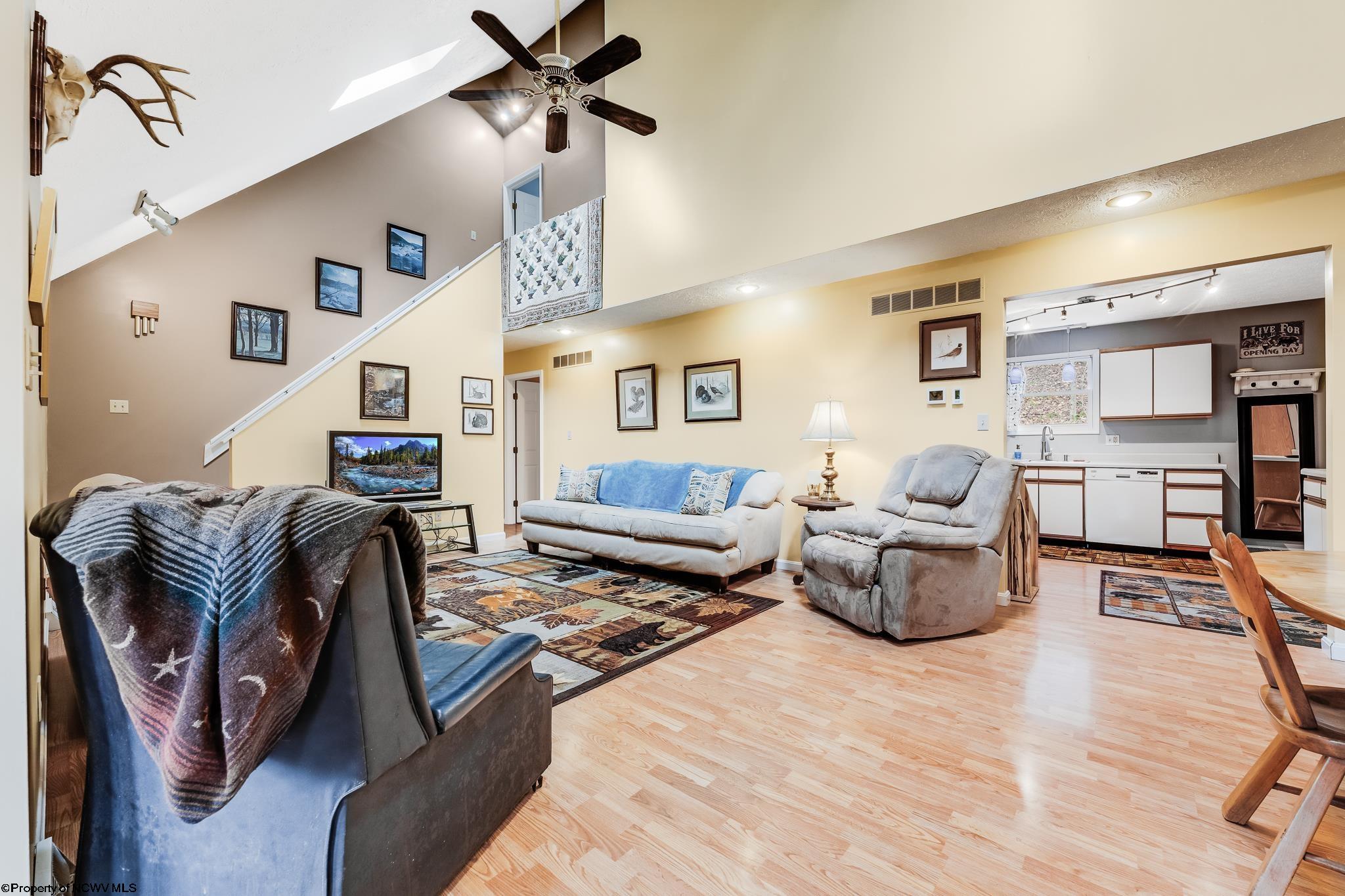 54 Lakeside Road Terra Alta, WV 26764 - Photo 8 of 38 Gallery Image 8
