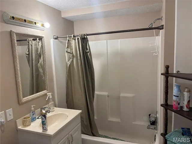 $350,000 | 1251 Sunset Drive, Breese, IL 62230