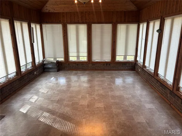 $350,000 | 1251 Sunset Drive, Breese, IL 62230