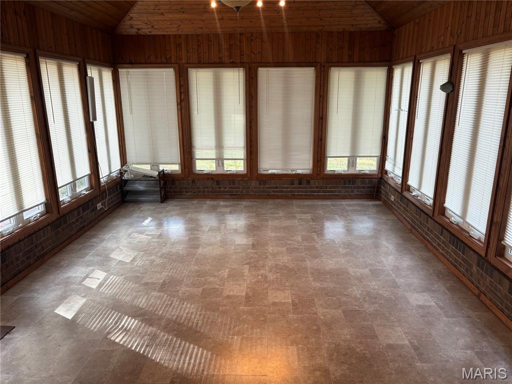 1251 Sunset Drive Breese, IL 62230 - Photo 14 of 17