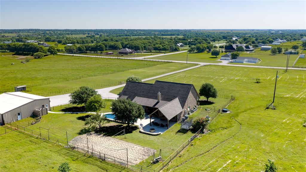 724 Zion Rhome, TX 76078 - Photo 4 of 40